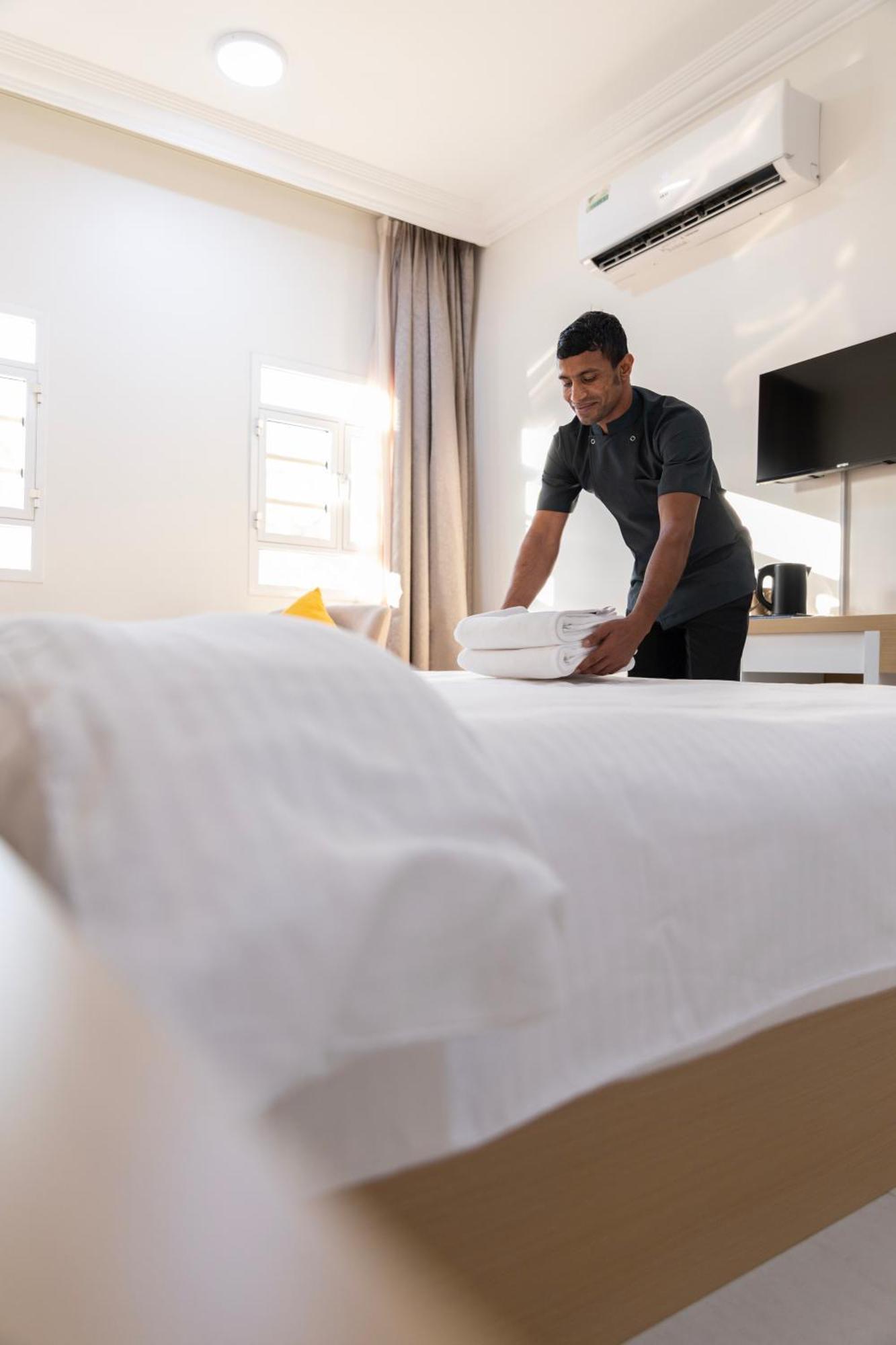 Riviera Suites , Hotel Apartement Sur Eksteriør billede